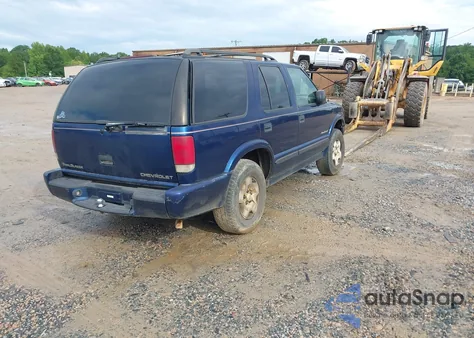 1999 Chevrolet Blazer Trailblazer из США, поврежденный, VIN 1GNDT13W7X2238044